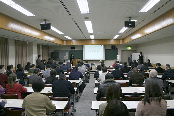 発表の様子--12月7日